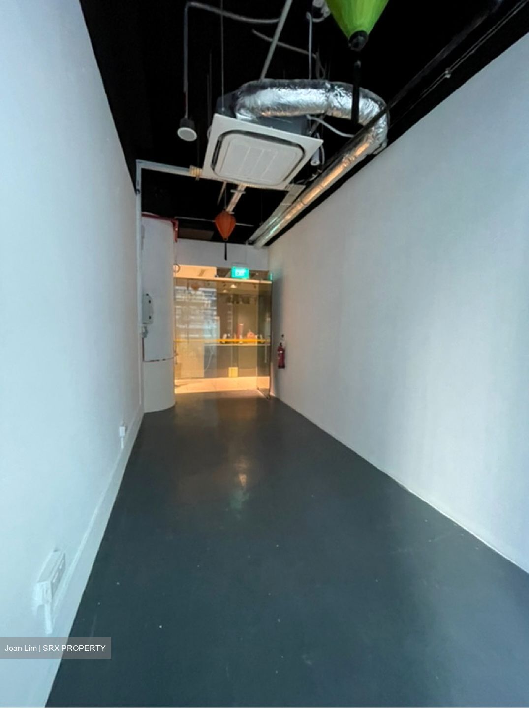 Oxley Tower (D1), Retail #553792251